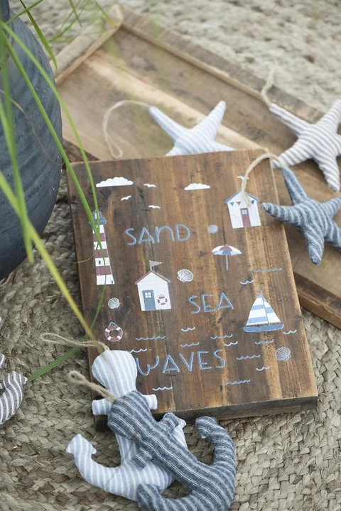 Holzschild SAND/SEA/WAVES