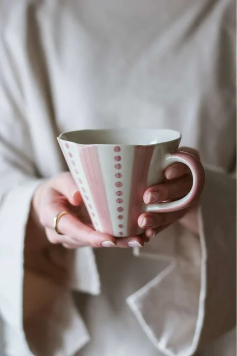 Majas Tasse gestreift Rosa 250ml