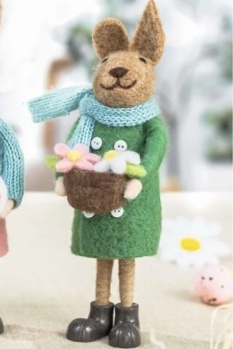 Hasenmädchen mit Blume H21cm