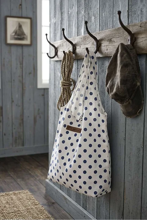 Tasche Weiss mit blauen Punkten