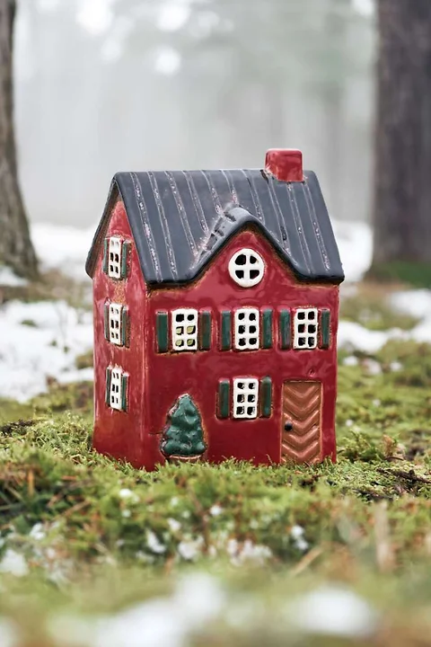 Haus für Teelicht grüne Fensterläden H18.5CM